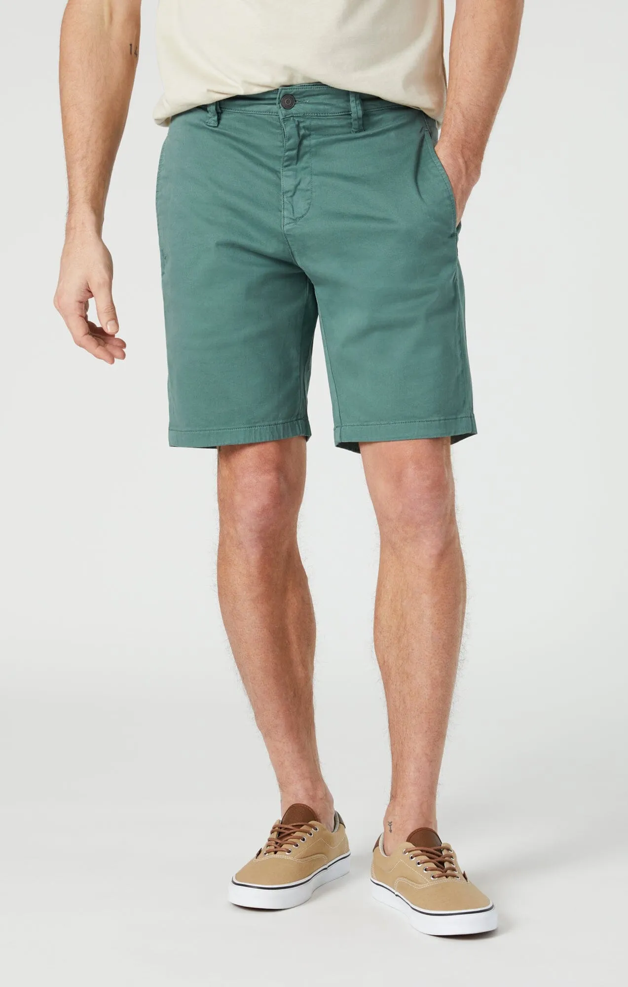 SIMON SHORTS IN SILVER PINE TWILL