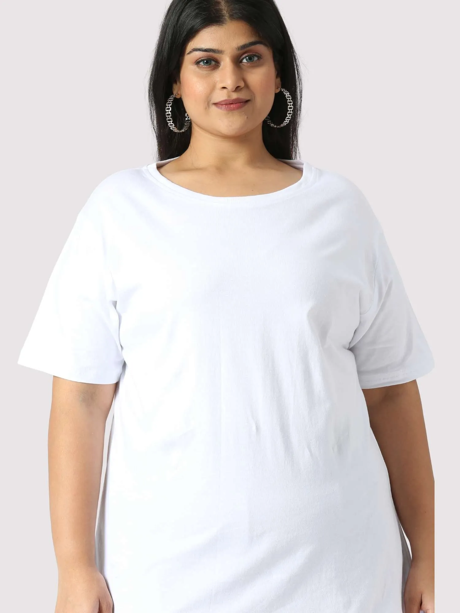 Snow White Round Neck T-Shirt Women's Plus Size