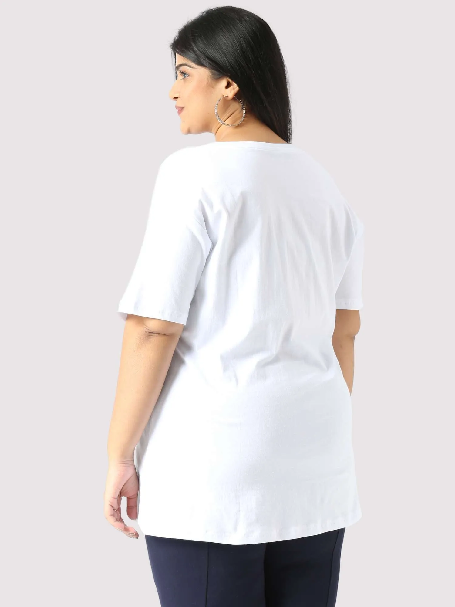 Snow White Round Neck T-Shirt Women's Plus Size