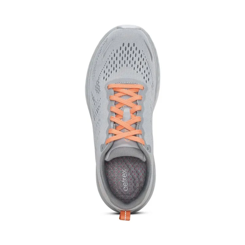 WOMEN'S AETREX DANIKA ARCH SUPPORT SNEAKER | LIGHT GREY